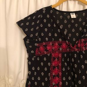 3 FOR 20 Old Navy Tassel Top